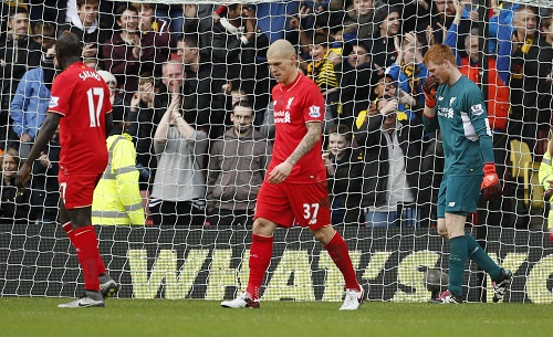 Thủ môn Bogdan và Skrtel (giữa) phạm sai lầm khiến Liverpool thua sớm. Ảnh: Reuters.