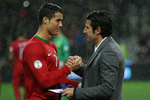 Sau Figo, Ronaldo là người gánh vác tuyển Bồ Đào Nha. Ảnh: AFP.