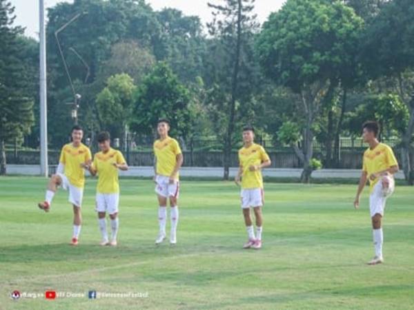 Bóng đá Việt Nam chiều 10/8: U19 Việt Nam nhận tin không vui