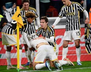 Bóng đá QT 29/10: Juventus tạm lên đầu bảng Serie A